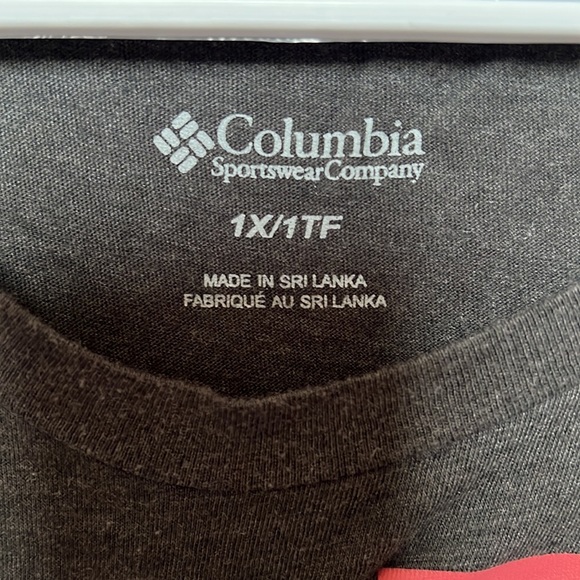 Columbia t-shirt - Picture 2 of 3